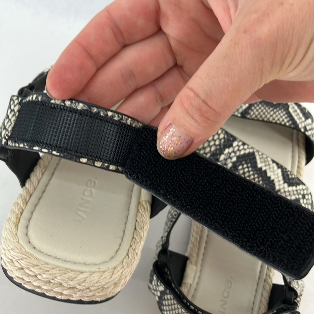 NEW VINCE Sandals Womens 9.5 Elian Strappy Flat Casual Comfort Designer - Picture 4 of 6